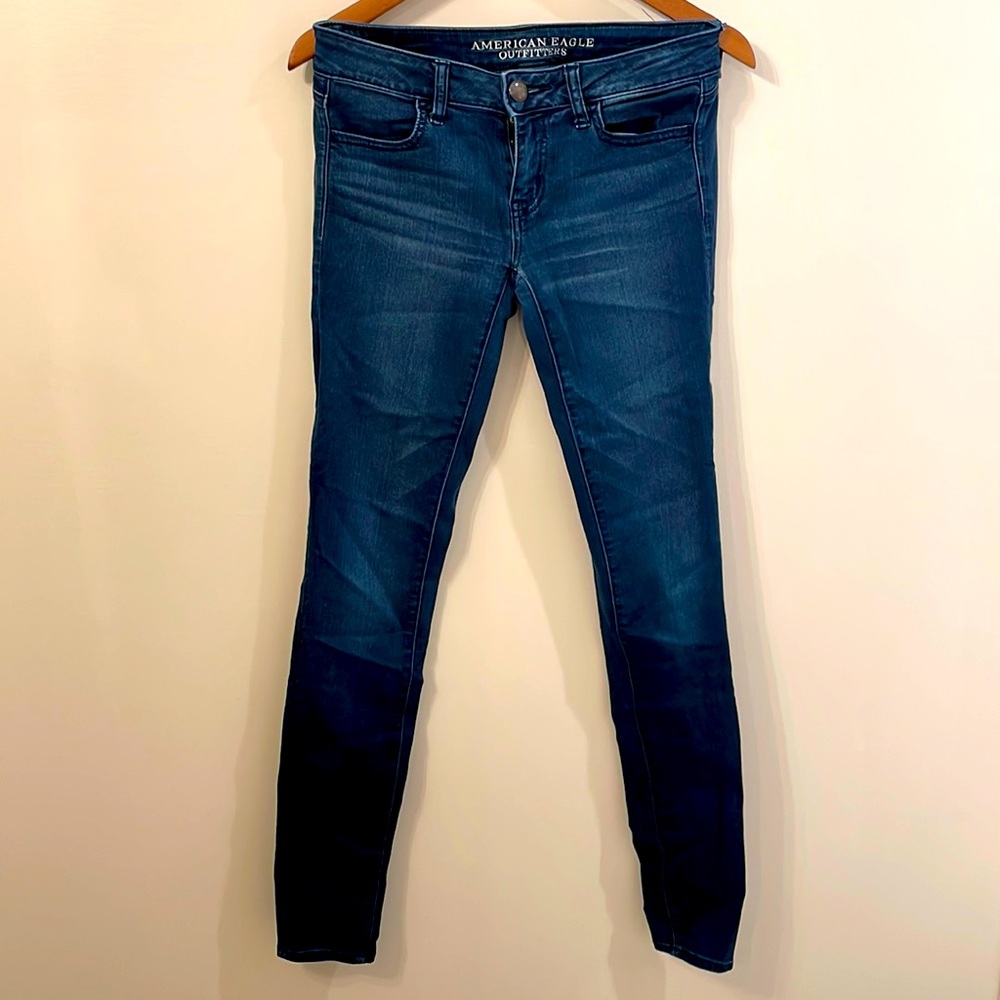 AE Sz 4 XLong Super Low Rise Jegging